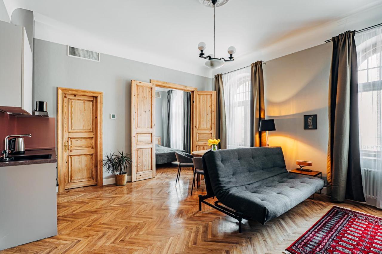 Constantine Apartments Riga Esterno foto