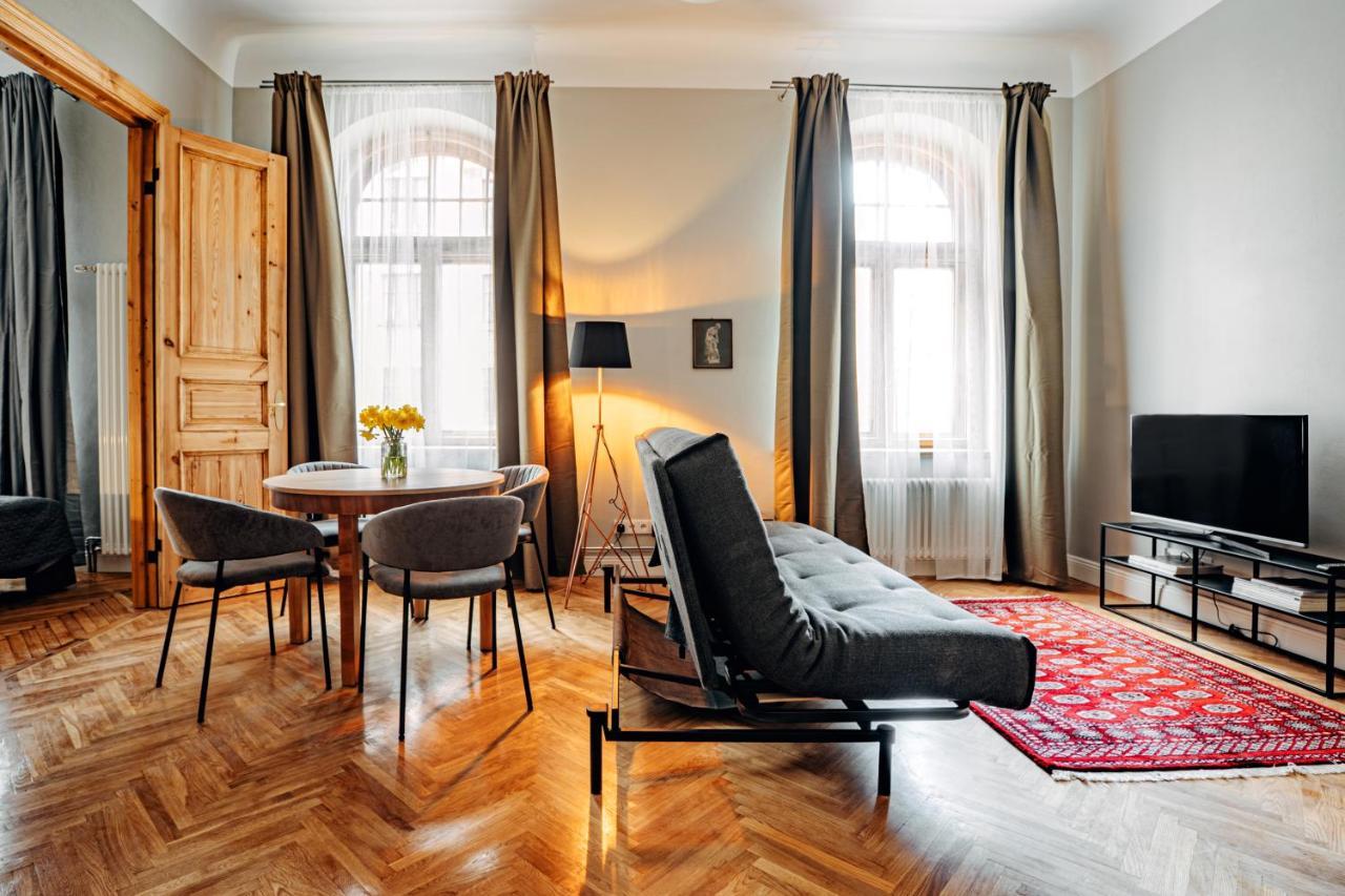 Constantine Apartments Riga Esterno foto