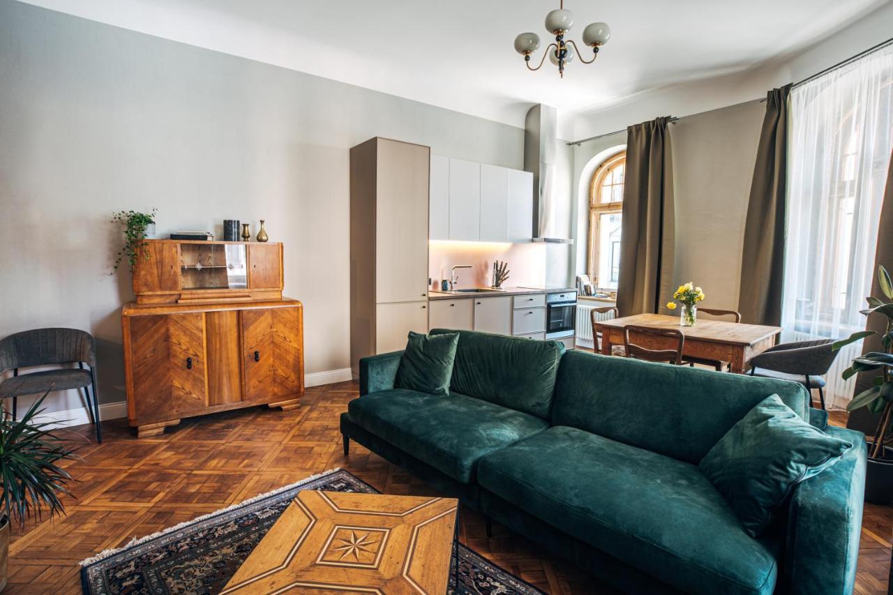 Constantine Apartments Riga Esterno foto