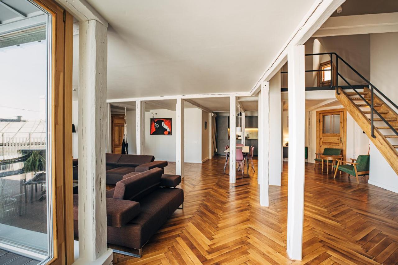 Constantine Apartments Riga Esterno foto