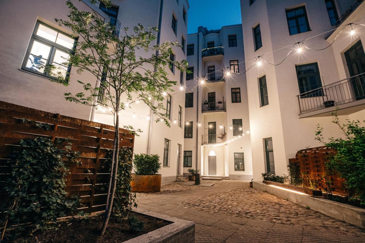 Constantine Apartments Riga Esterno foto